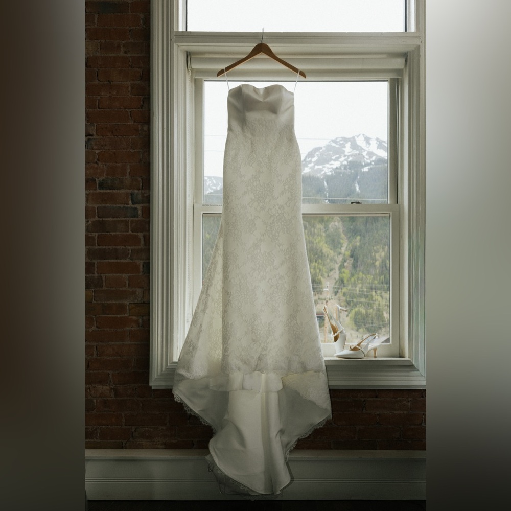 Pronovias x Anthropologie Sandey